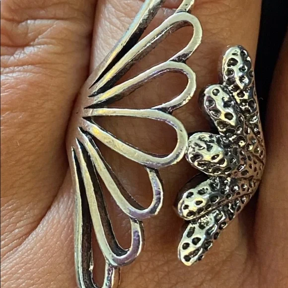 BN SILVER WONENS RING - Picture 3 of 3